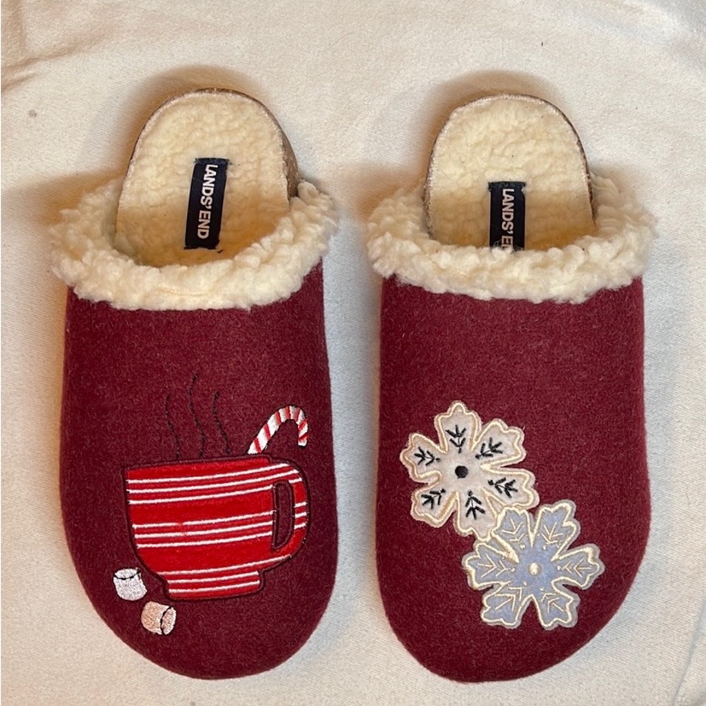 Lands' End Women's Felt Scuff Slippers Embroidered Soft Sherpa Lined sz 7